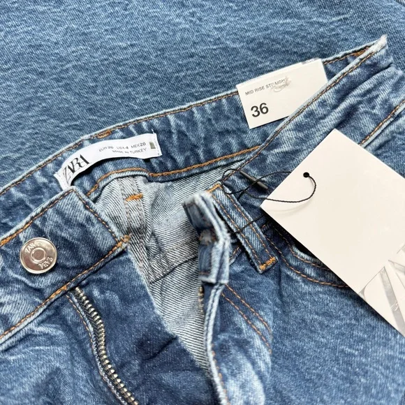 💙 NWT ZARA CUT OUT RHINESTONE CHAIN MOD RISE STRAIGHT JEANS - Picture 10 of 10